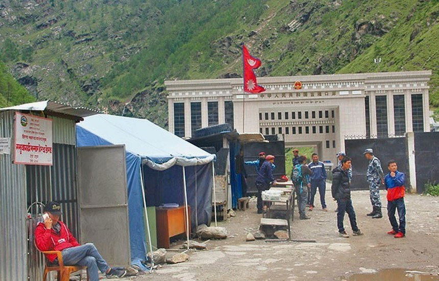 रसुवागढी नाकाबाट विदेशी मुद्रासहित एकजना पक्राउ