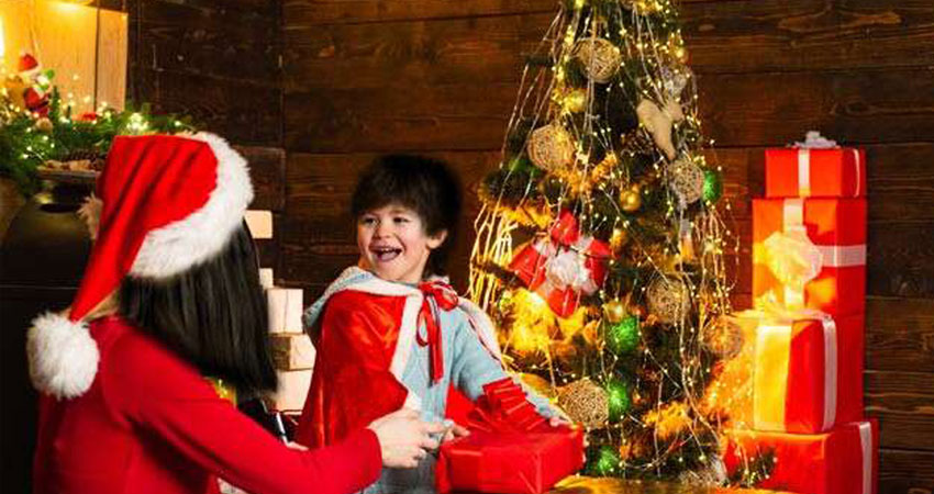 क्रिश्चियन समुदायले धुमधामका साथ ‘क्रिसमस डे’ मनाउँदै