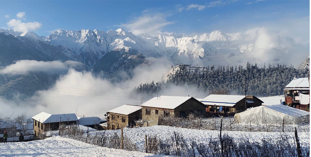 आज उच्च पहाडी तथा हिमाली भू–भागमा हल्का हिमपात/वर्षाको सम्भावना