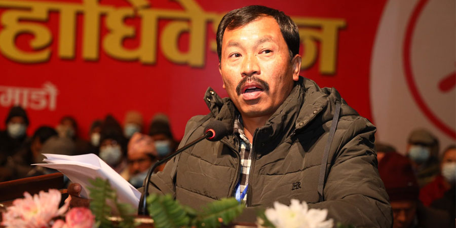 एउटा कमरेड हरभरा, अर्को कमरेड कठैबरा