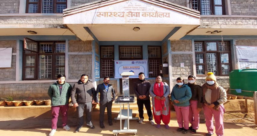 ज्योति विकास बैंकद्वारा थप ४ वटा अस्पताललाई बेबी वार्मर प्रदान