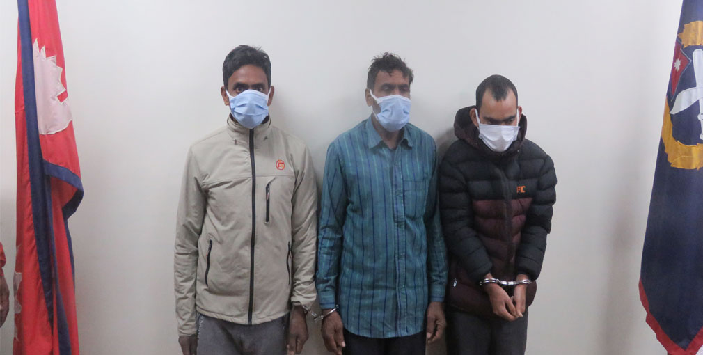 मोरङ र ललितपुरमा तीन व्यवसायीको हत्या अभियोगमा तीन पक्राउ
