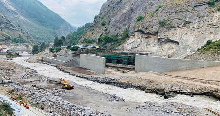 विद्युतगृहमा उपकरण जडान कार्य तीव्र