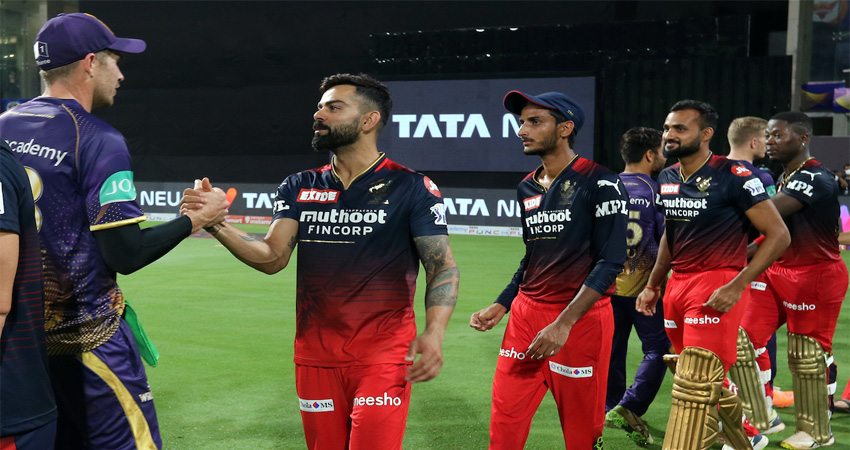 बेङ्गलोरले निकाल्यो पहिलो जित, वानिन्दु हसरंगाको घातक बलिङ्ग