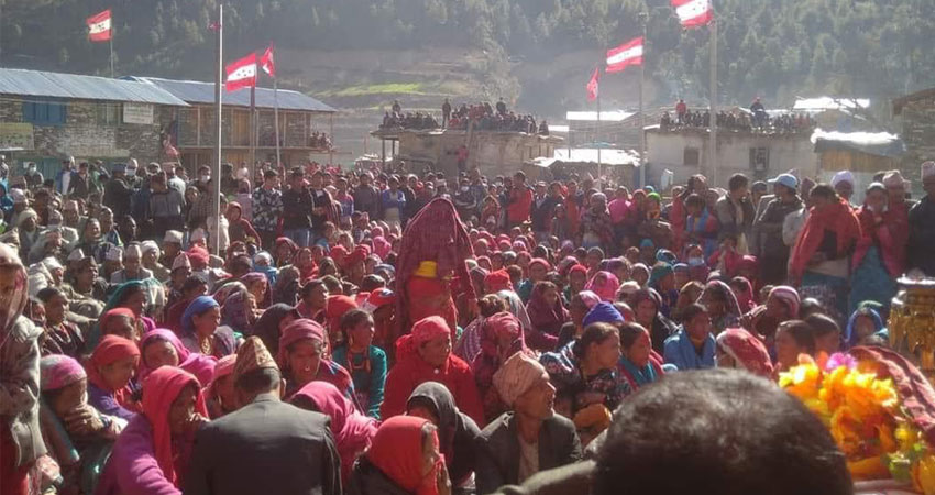 मुगुमा घर- घर जाऔ कांग्रेस जिताऔ अभियान शुभारम्भ