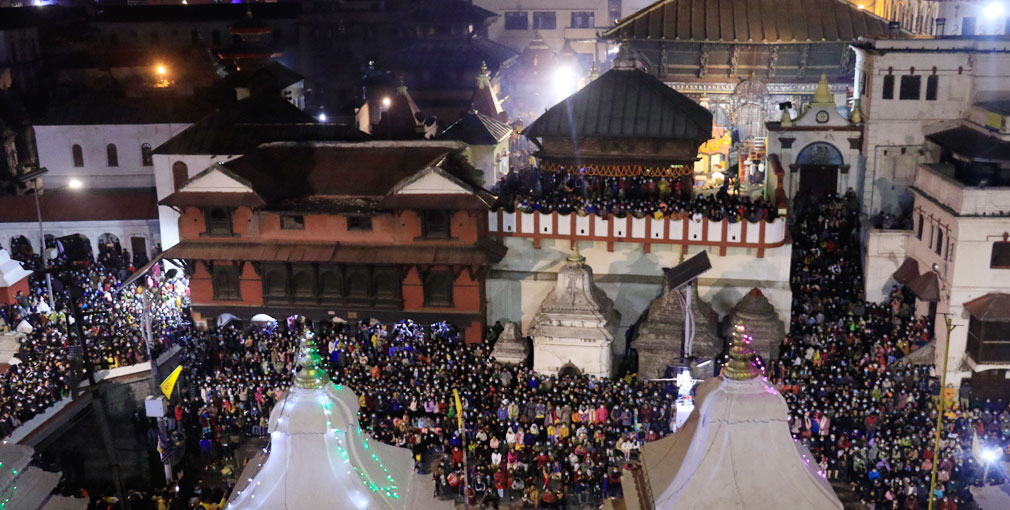 आज महाशिवरात्रि, पशुपति लगायत देशभरका शिवालयमा भक्तजनको घुइँचो