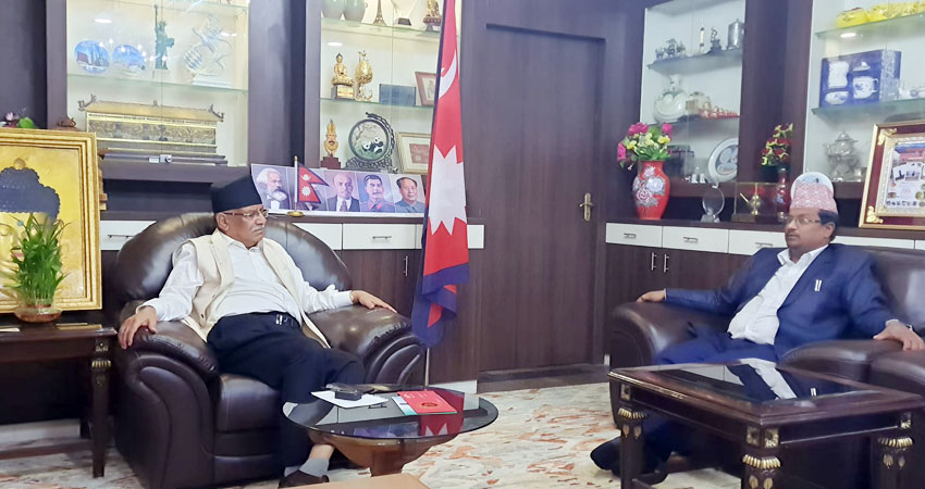 माओवादी फर्केका डल्लाकाेटीले प्रचण्डलाई भेटेर भने- परिबन्दमा परि बालकोट पुगेँ