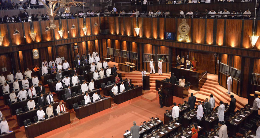 श्रीलङ्कामा साना दलका ४० सांसद राष्ट्रपतिको गठबन्धन छोड्ने घोषणा