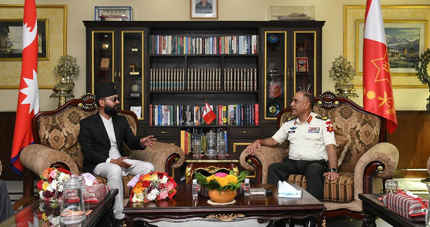 पदभार सम्हालेलगत्तै मेयर बालेन्द्रले किन भेटे प्रधानसेनापति ?