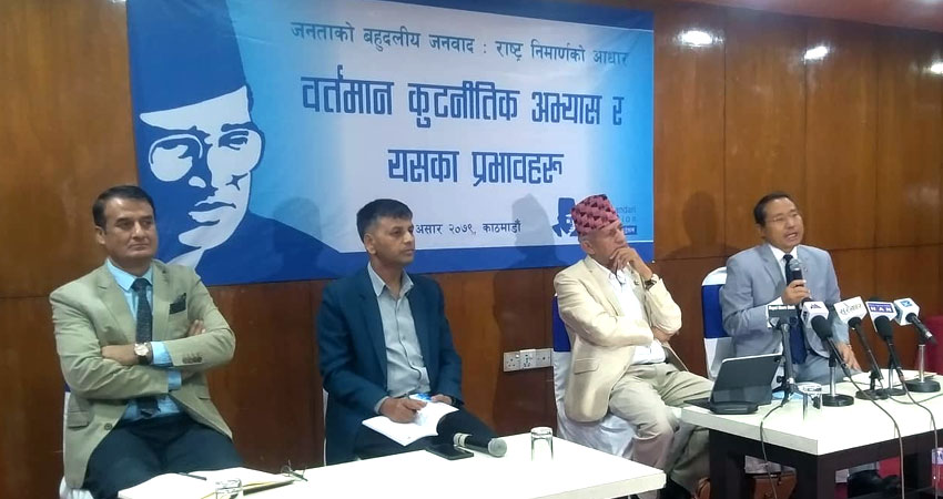 एमालेको कार्यक्रममा गएर ओलीको भाषामा किन बोले वर्षमान ?