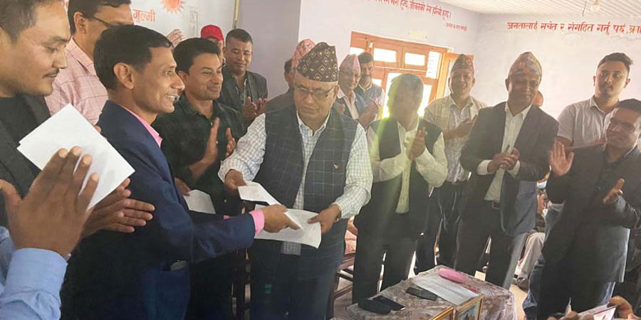 एमालेमा फर्किए नेकपा एस गुल्मीका अध्यक्ष, प्रदेश इन्चार्जसहित यी नेताहरु