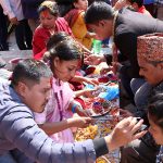 आज तिहारको मुख्य दिन : भाइटीकाले दिदीबहिनी र दाजुभाइबीच खुसी साटिँदै