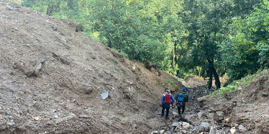 पहिरोले जनजीवन कष्टकर : बिरामी हुँदा अकालमा ज्यान गुमाउनुपर्ने अवस्था