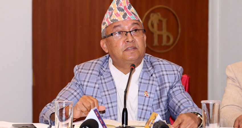विदेशमा रहेकाहरुलाई निर्वाचनमा सहभागी गराउने विषयमा राजनीतिक दल र सम्बद्ध पक्षबीच गहन छलफल आवश्यक : प्रमुख आयुक्त थपलिया