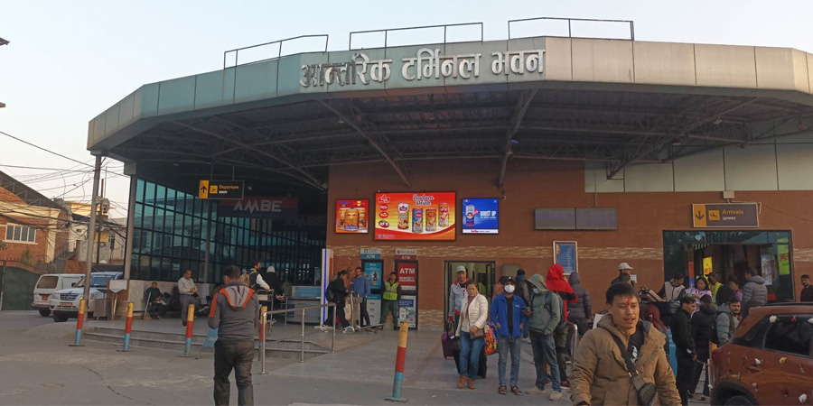 बाक्लो हुस्सु र कुहिरोका कारण बिहानैदेखि आन्तरिक उडान प्रभावित