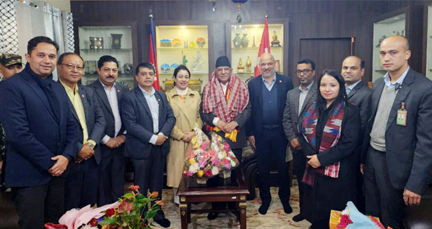 निजी क्षेत्रलाई आश्वस्त पार्दै प्रचण्डले भने– अर्थतन्त्रको पुनरूत्थान पहिलो प्राथमिकता