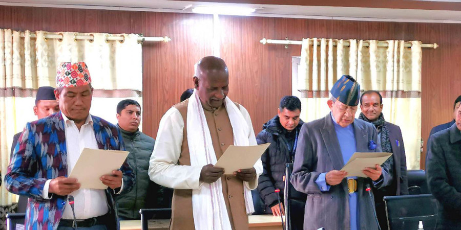सांसदद्धय यादव र राईले लिए पद तथा गोपनियताको सपथ