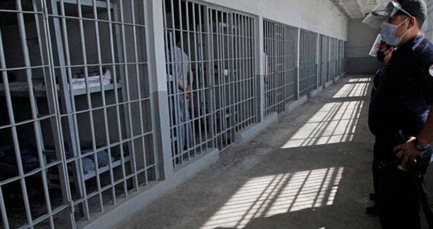 जेनजी आन्दोलनका क्रममा भागेका २७३ कैदीबन्दी अझै फर्किएनन् जेनजी आन्दोलनका क्रममा भागेका २७३ कैदीबन्दी अझै फर्किएनन्