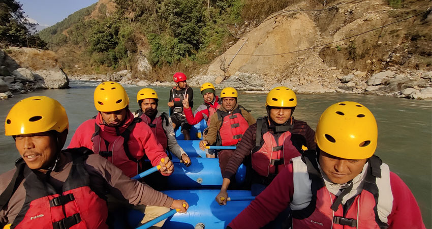 कालीगण्डकी नदीमा नियमित र्याफ्टिङ सञ्चालन पछि पर्यटक बढे