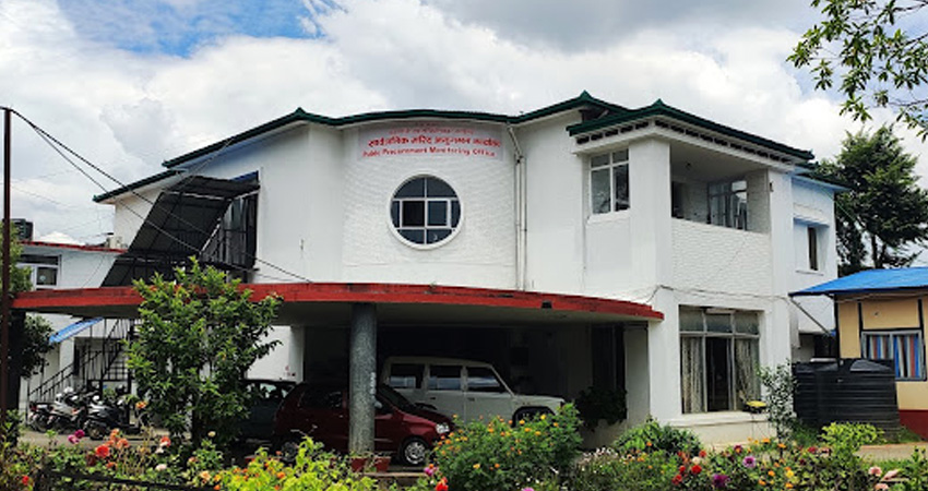 सरकारले स्पष्टीकरण सोधेका दश निर्माण कम्पनी