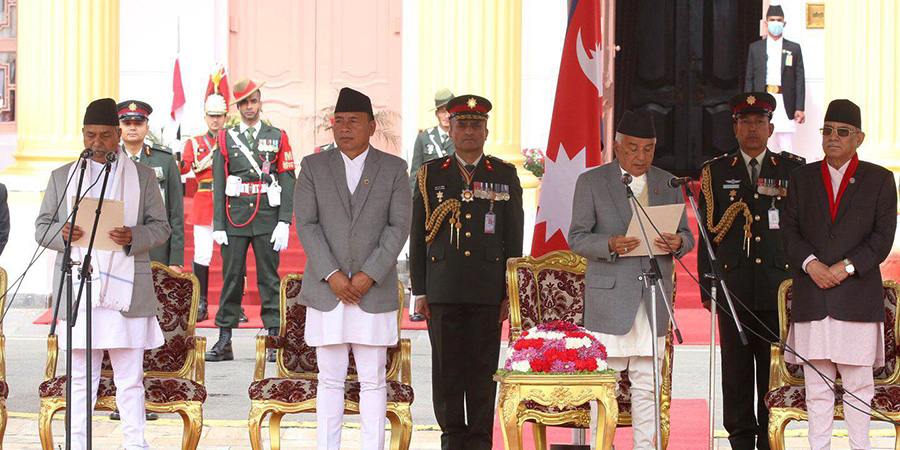 उपराष्ट्रपति यादवबाट शपथ ग्रहण