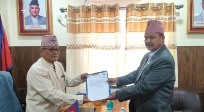 लुम्बिनीमा ५३ सांसदको हस्ताक्षरसहित कांग्रेस चौधरीद्वारा मुख्यमन्त्रीका लागि दाबी पेस