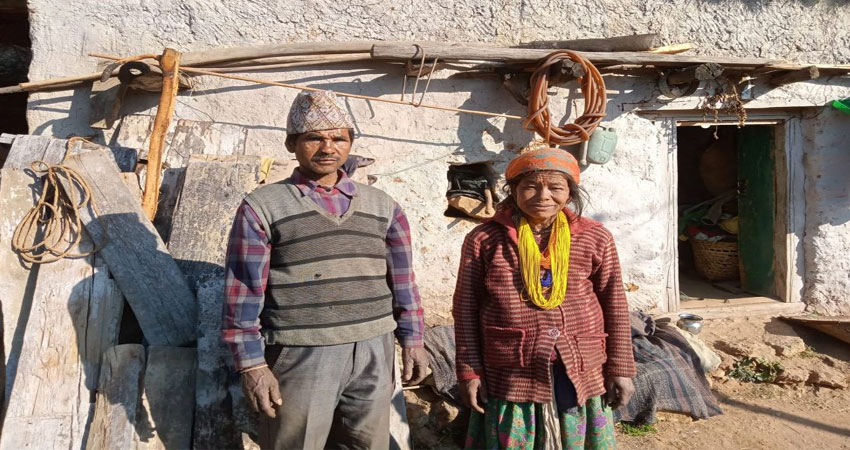 अशिक्षा र गरिबीको दूरावस्था, २६ वर्षमा १२ सन्तान !