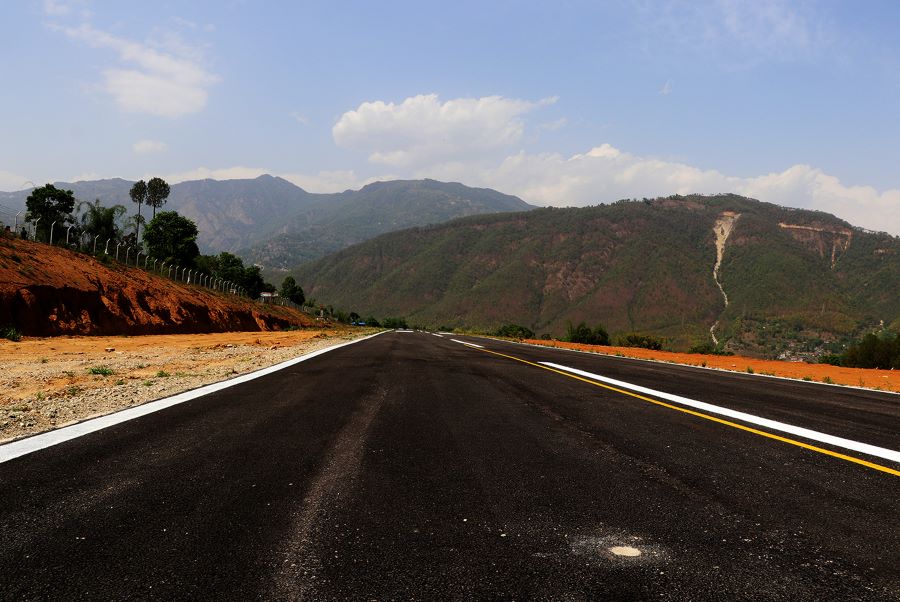 बलेवा विमानस्थल बनेको एक वर्ष वित्यो, तर जहाज चढ्न पाइने टुङ्गो छैन