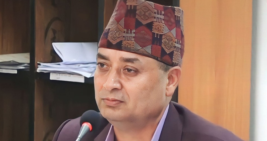 ‘पशुपतिको जलहरीमा राखिएको सुन नपुगे फाँसी दिनु’ भन्दै रोए सदस्य सचिव थापा