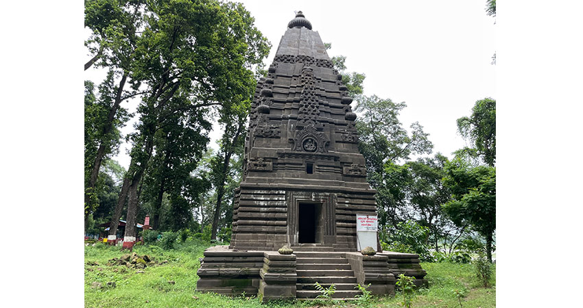 तेह्रौँ शताब्दीको शिव मन्दिर पुनः निर्माण