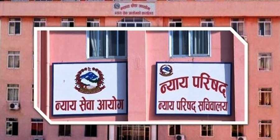 न्याय सेवा आयोगका सहसचिव, उपसचिव र शाखा अधिकृतको सरुवा, को कहाँ परे ?