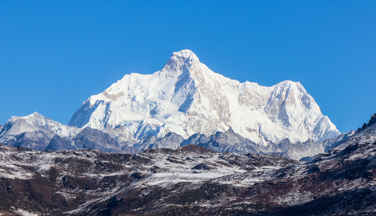 तीन अमेरिकी नागरिकले गरे कुम्भकर्ण हिमाल आरोहण