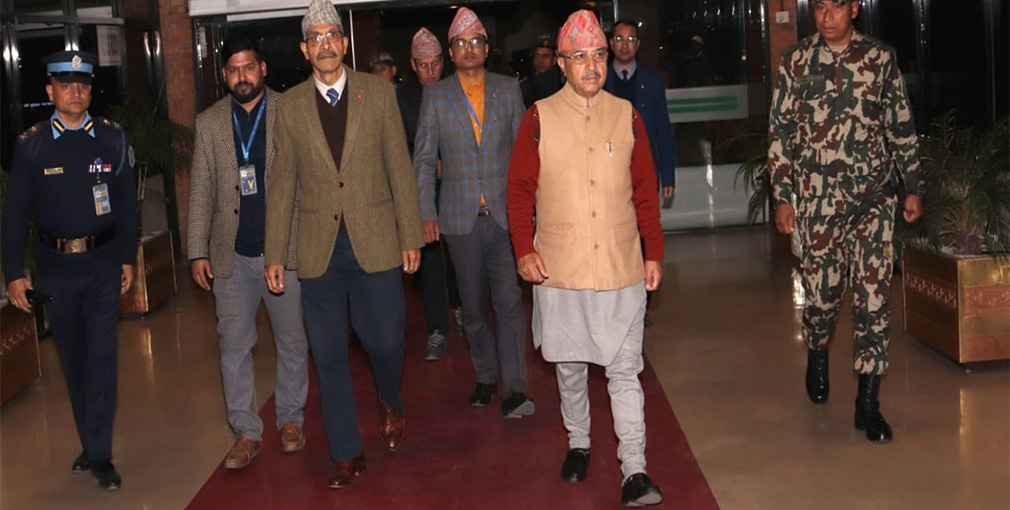उपप्रधानमन्त्री खड्का अन्तर्राष्ट्रिय शान्ति  सम्मेलनमा भाग लिन घाना प्रस्थान