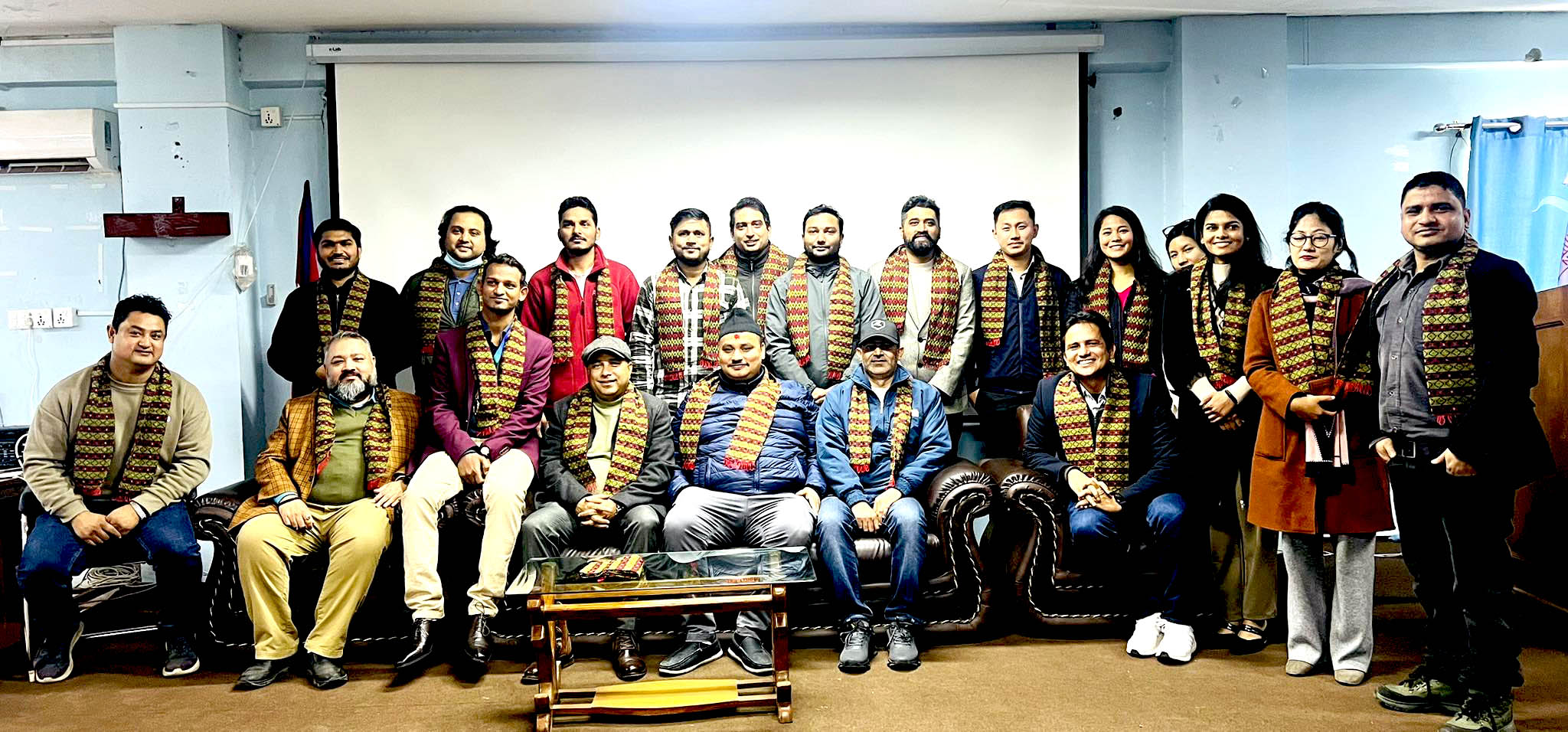 सोसाइटी फर नेप्लिज डाक्टर्स अफ बंगलादेशको नयाँ अध्यक्ष बने डा. राकेश साह