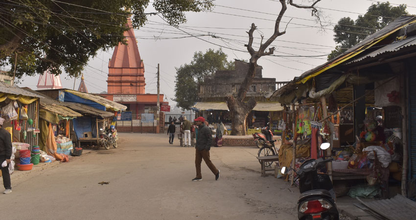 ‘हामीलाई हाम्रो सिंहदरबार पुग्नै कठिन छ’