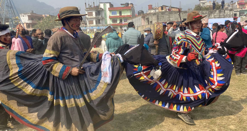 नुवाकोट महोत्सवमा लोपोन्मुख घोडा नाच आकर्षण