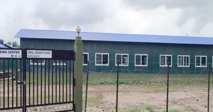 कञ्चनपुरको करोडौँ लगानीमा बनेकाे होल्डिङ सेन्टर जीर्ण बन्दै