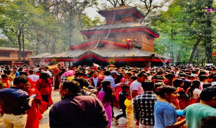 कालिकालाई चढाइयो खिर कालिकालाई चढाइयो खिर