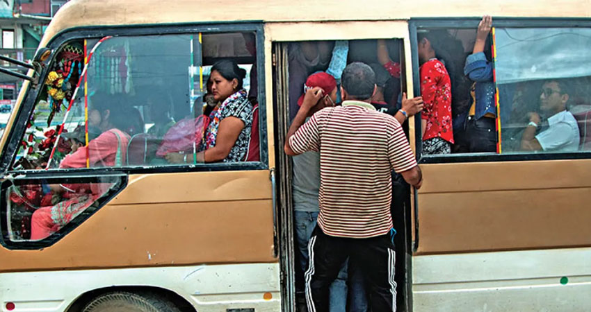 विद्यार्थीलाई भाडा छुट नदिने घोषणा