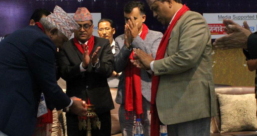 नेपालको श्रमबजारलाई विदेशिनबाट रोक्नुपर्ने : मुख्यमन्त्री महरा