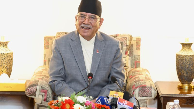 नेकपा संयोजक प्रचण्ड तीन दिने भ्रमणका लागि श्रीलङ्का प्रस्थान