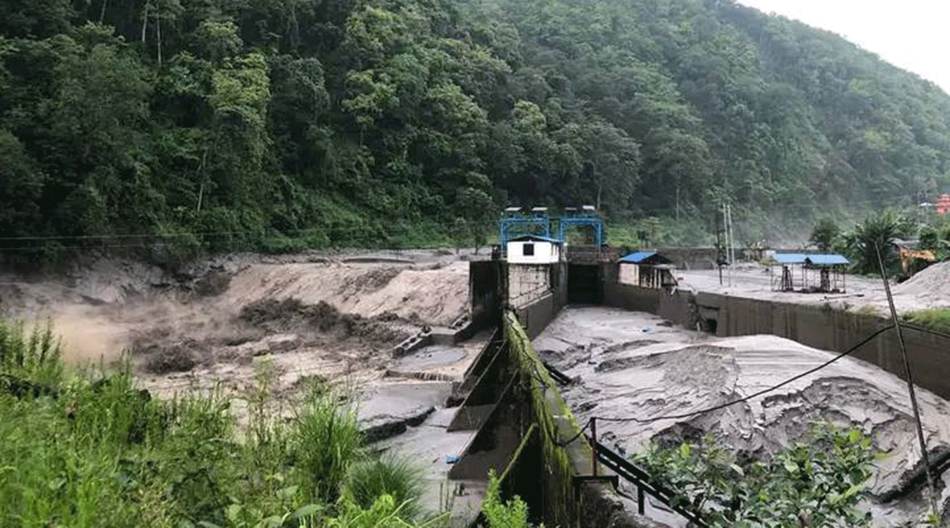 बाढीले इन्द्रावती तेस्रो जलविद्युत् आयोजनामा क्षति