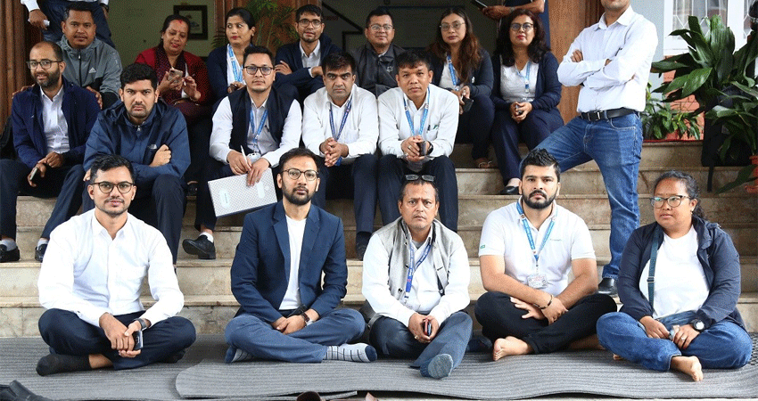 धर्ना बसेका कृषि कर्मचारीको आन्दोलन स्थगित