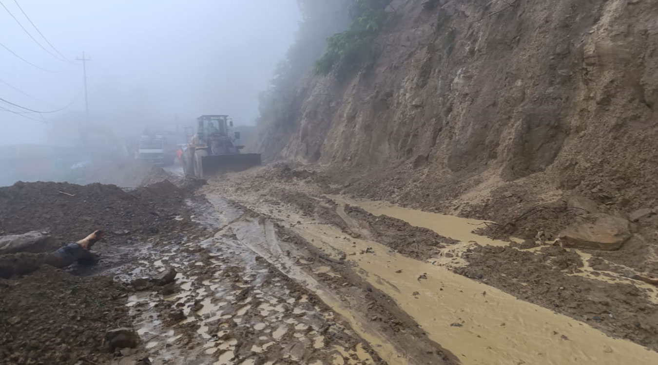 नारायणगढ-बुटवल सडक अवरुद्ध