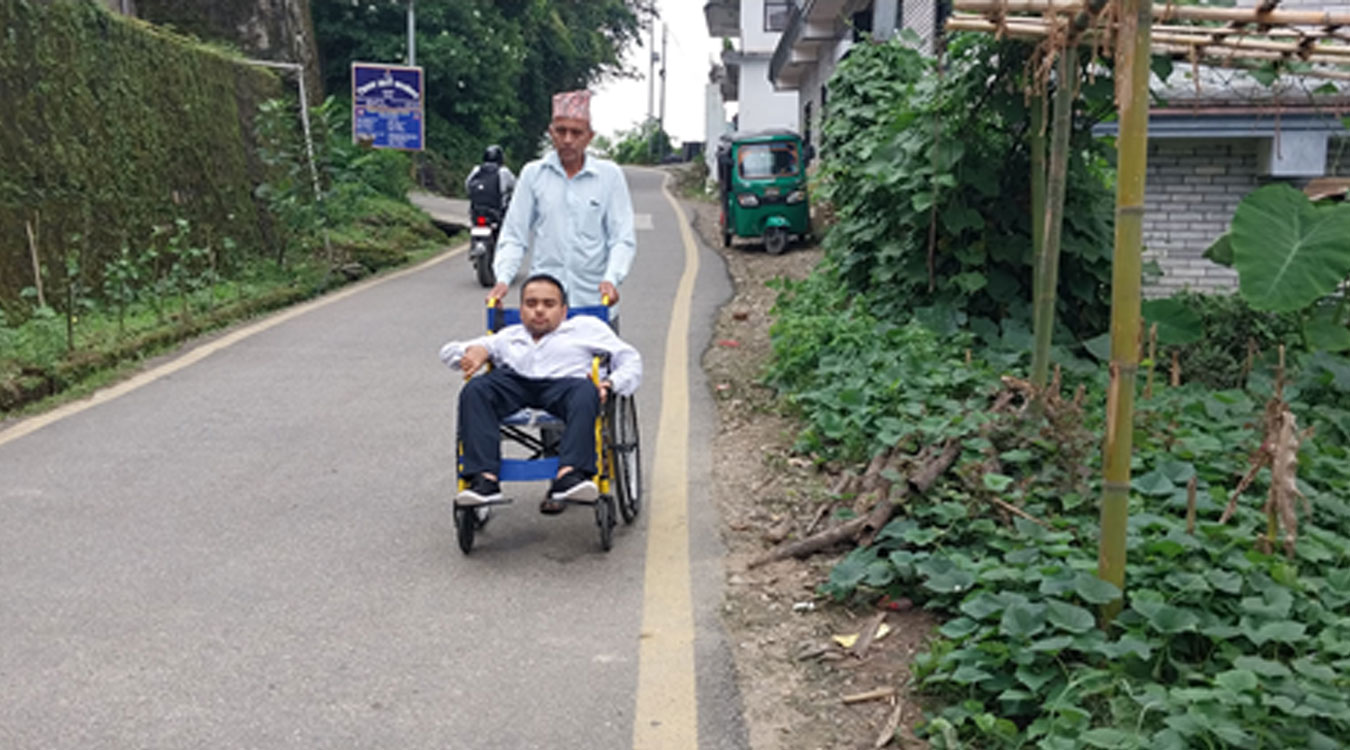 विद्यालयदेखि कार्यालयसम्म ह्विल चियरमा