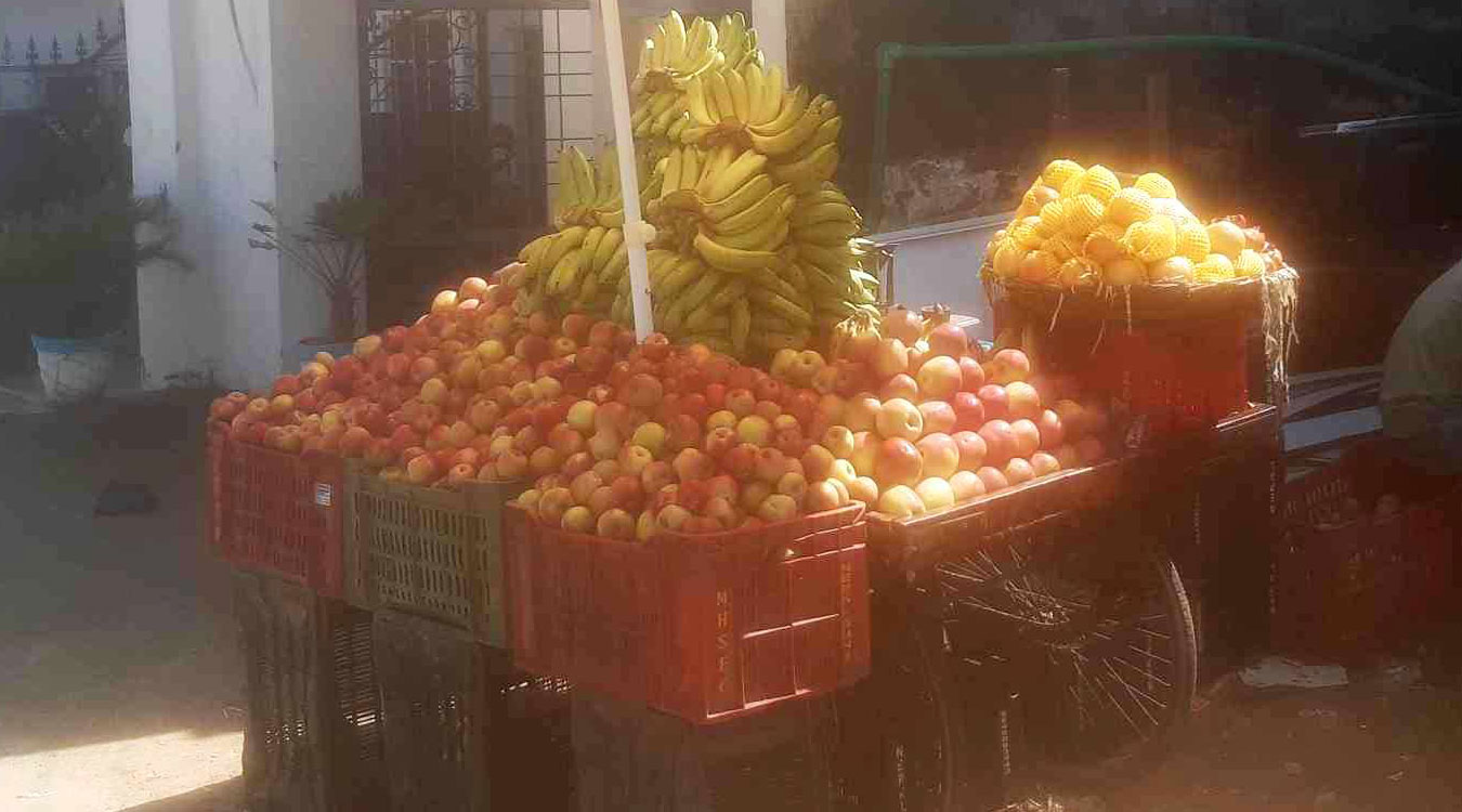 नेपालगञ्जका चोकचोकमा जुम्लाका स्याउ