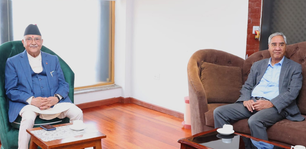 प्रधानमन्त्री ओली र कांग्रेस सभापति देउवाबीच छलफल
