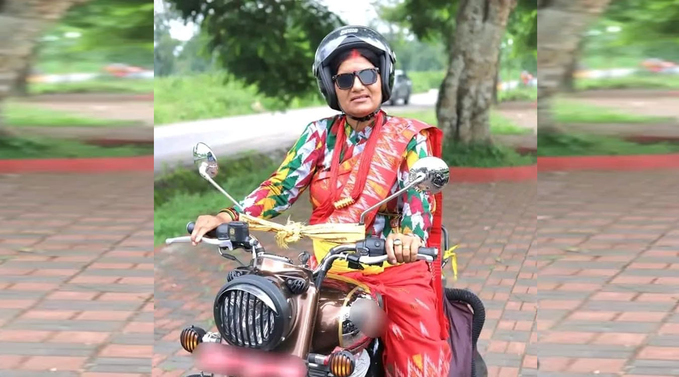 गुन्यु चोली जगेर्न सन्देश बोकेर ५५ वर्षीया तिवारीको मेची-महाकाली मोटरसाइकल यात्रा सम्पन्न
