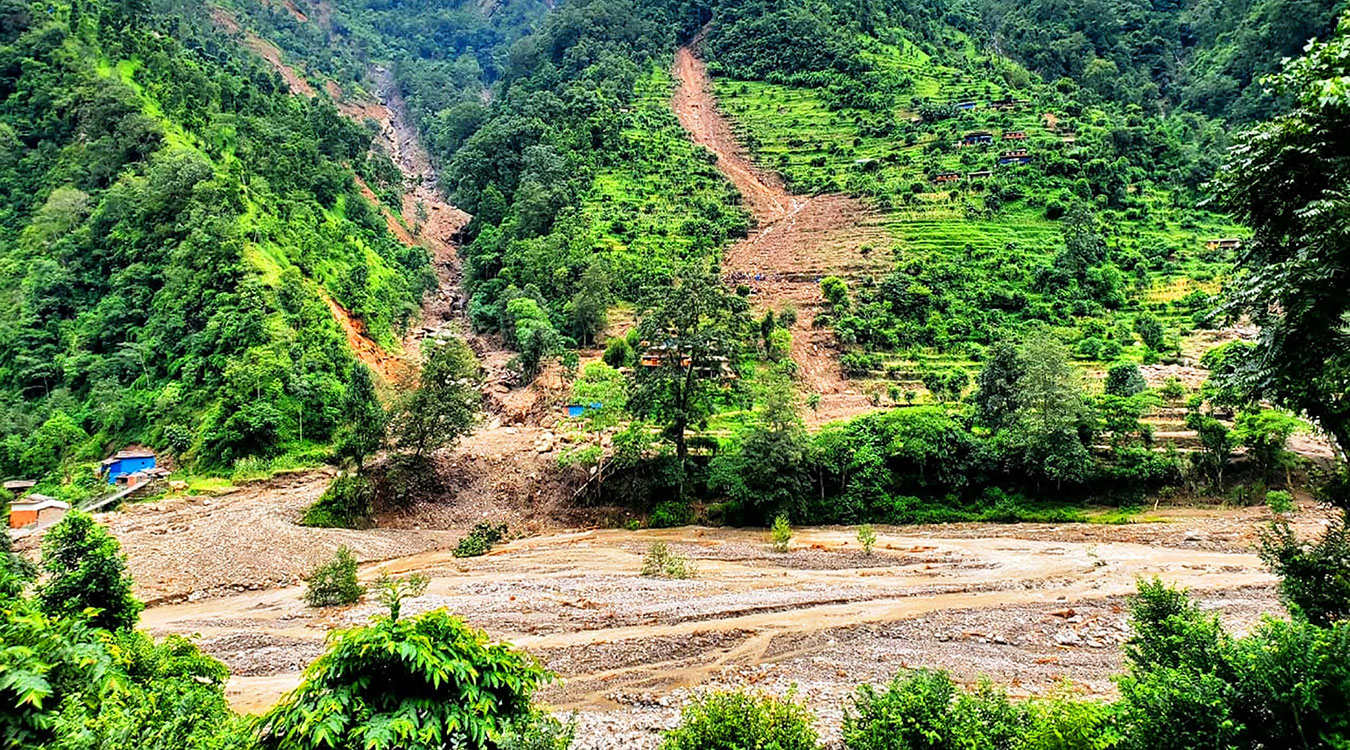 जुगल पहिरोमा परेका सात जनाको खोजी जारी