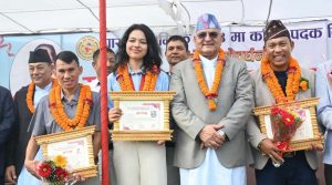 पलेशा गोवर्द्धनलाई गण्डकी मासिक भत्ता दिइँदै